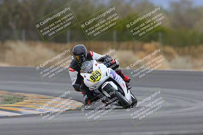 media/Jan-15-2023-SoCal Trackdays (Sun) [[c1237a034a]]/Turn 3 (1115am)/